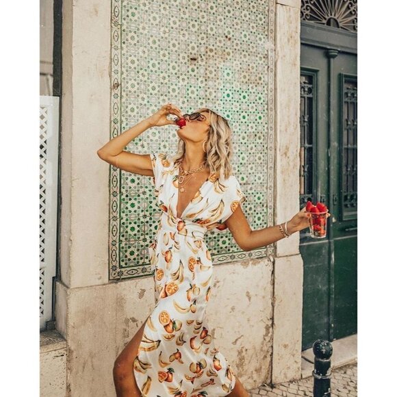 Song of Style Sia Midi Dress in White Fruit Small New Womens Satin Cocktail - Picture 13 of 15